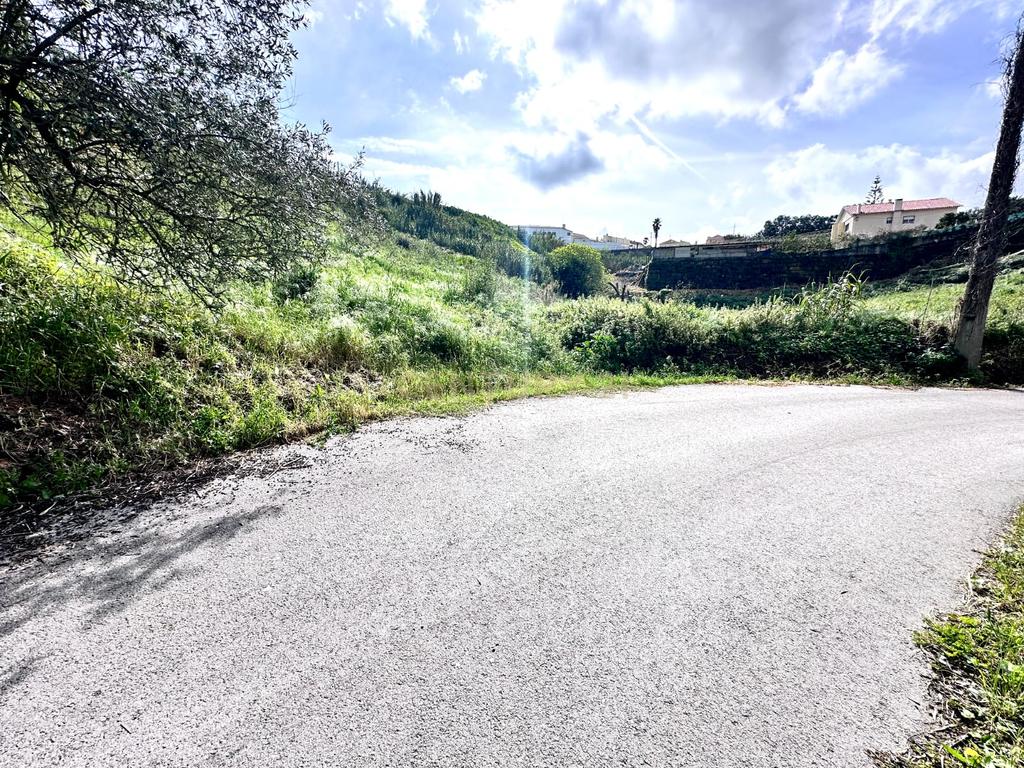  Terreno Urbano com Vista Magnífica para Venda – Próximo da Ericeira e Mafra! - Image 4